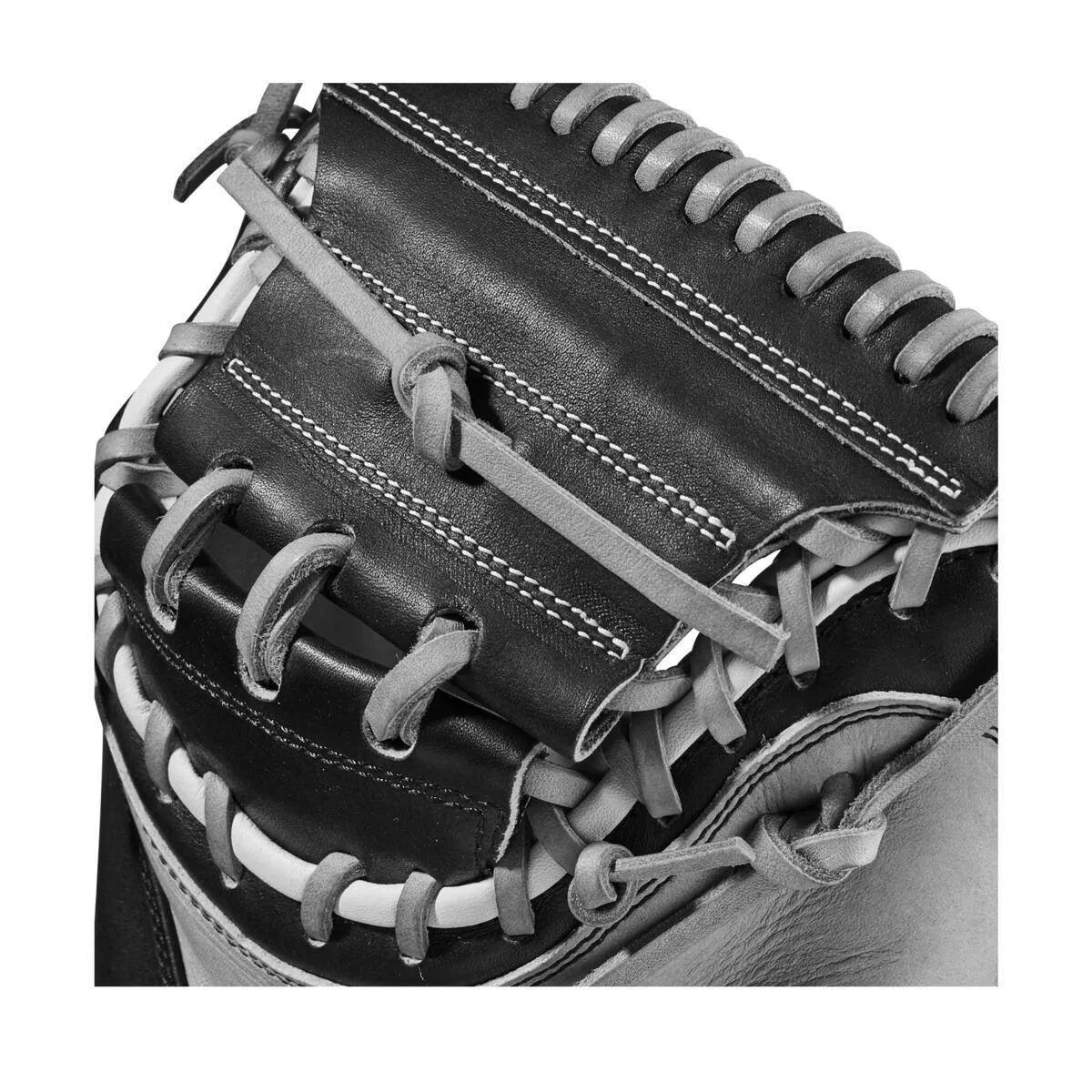 2023 Wilson A2000 M2 33.5" Baseball Catcher's Mitt: WBW100977335