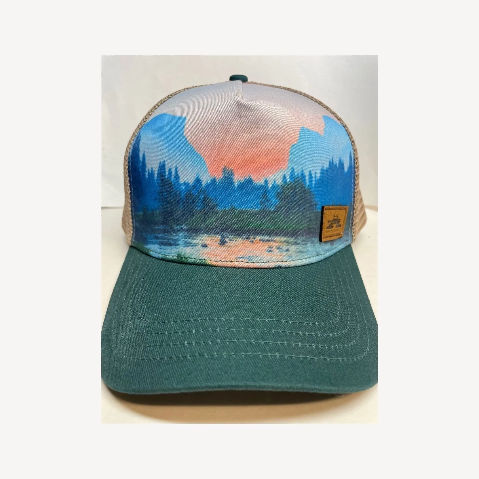 Mazama Trucker