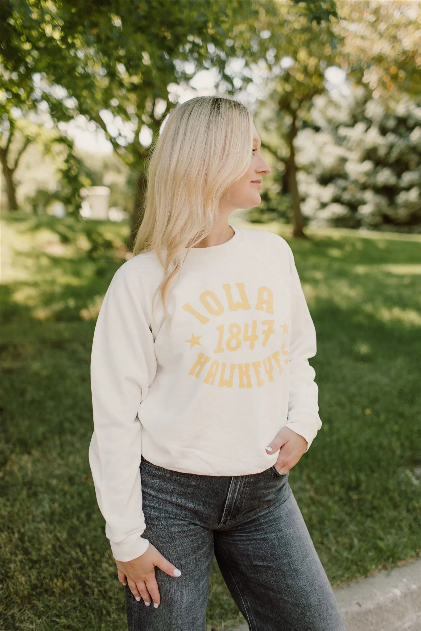 Retro Brand x Blond Genius - Iowa Hawkeyes '1847' Crewneck Sweatshirt in Antique White